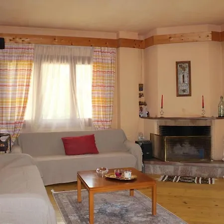 Chrysanthemo House * Αράχωβα